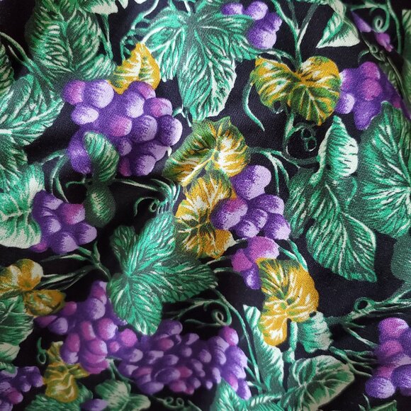 Picnic Time Wicker Wine & Cheese/Picnic Basket - Picture 8 of 14